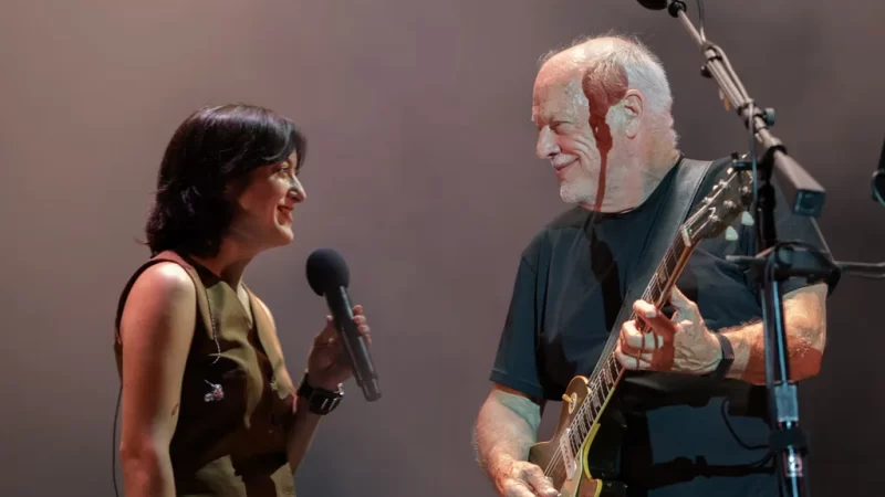 A pura clase y estilo: David Gilmour inició el Luck and Strange Tour