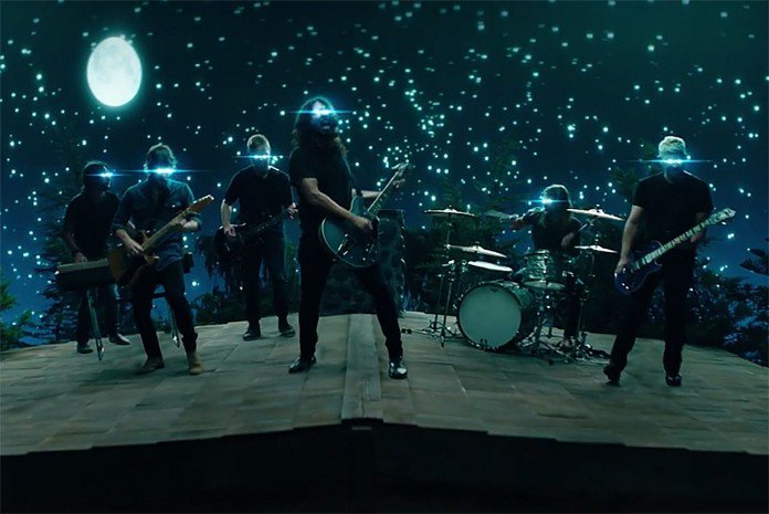 foo-fighters-estrenan-nuevo-adelanto-con-videoclip-sky-is-a-neighborhood-1-696x465