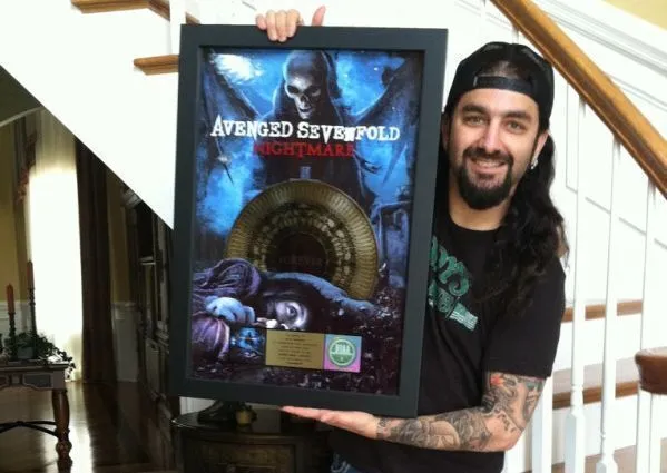 Mike Portnoy toca y analiza «Nightmare» y recuerda su paso por Avenged Sevenfold