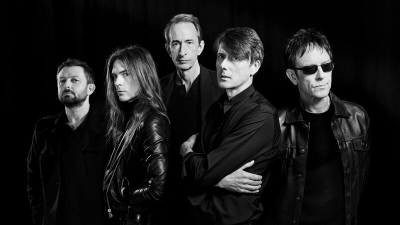 Suede regresa a Chile el próximo 13 de marzo