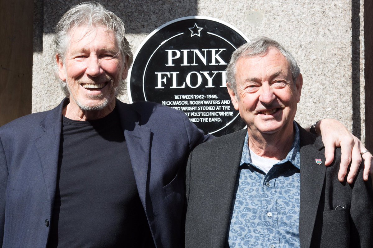 VIDEO: Roger Waters se reúne con su ex compañero de Pink Floyd Nick Mason en reciente show en vivo