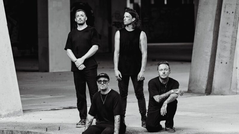 «Blackhole»: Architects lanza nuevo single y video musical