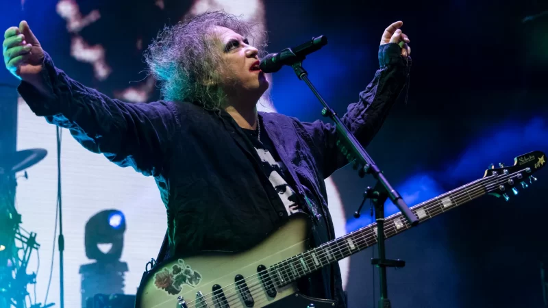 The Cure estrena «A Fragile Thing», segundo single de su nuevo álbum de estudio