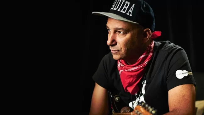 Tom Morello y el racismo que vivió en su infancia: «Había racismo pasivo-agresivo, nacido de una ignorancia inocente»